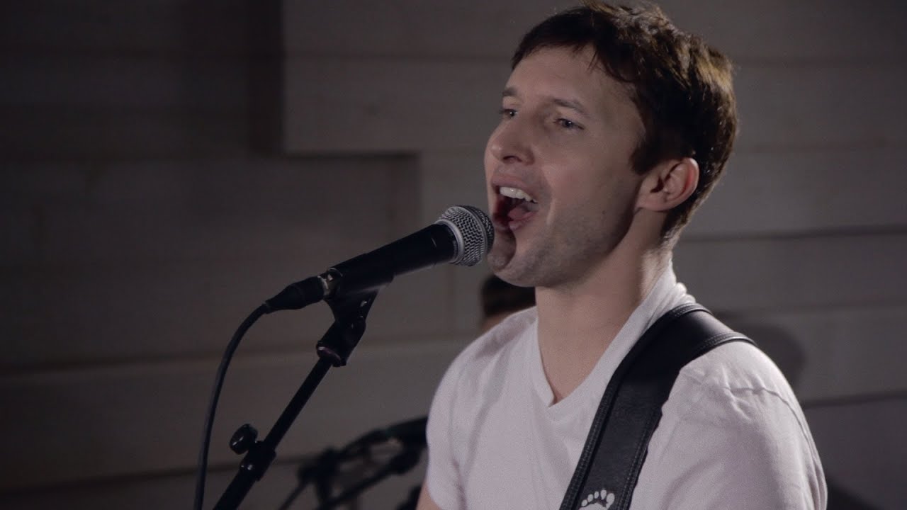 James Blunt - Bonfire Heart (acoustic live at Nova Stage)