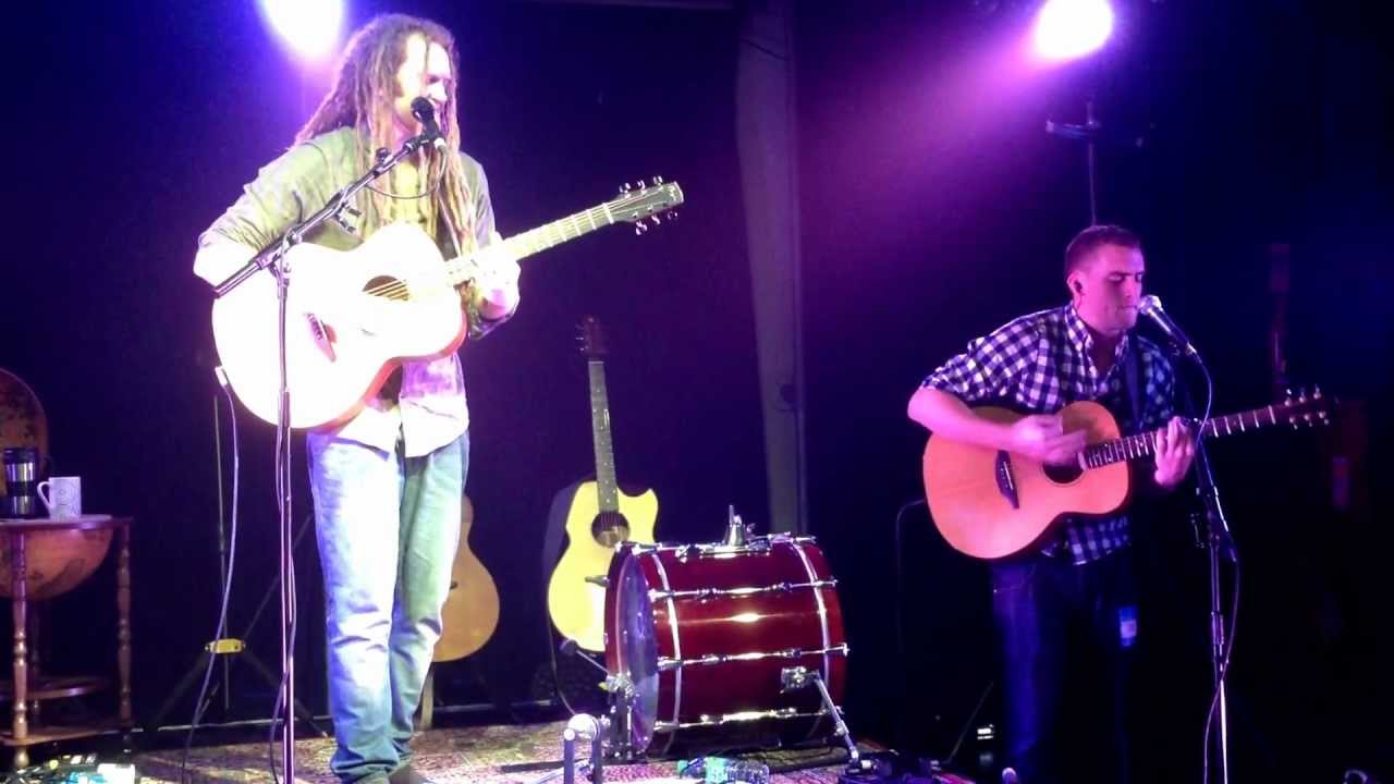 Newton Faulkner featuring Ryan 'The Invader' - Untitled (new song)