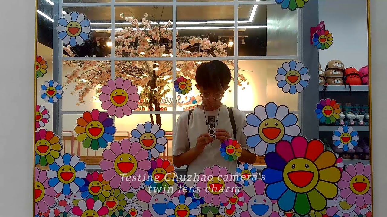 Twin Lens Charm: My experience with the Chuzhao Camera, sample photos and videos.