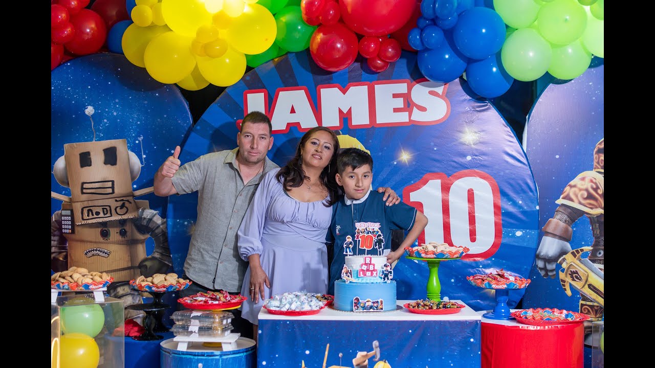 Decimo Cumpleaños de James