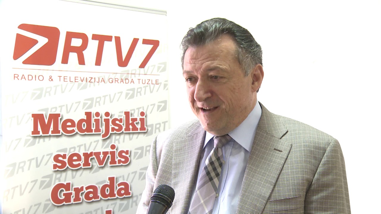 Kliniku za ortopediju UKC-a Tuzla posjetio prof.dr Eldin Karaiković, spinalni hirurg