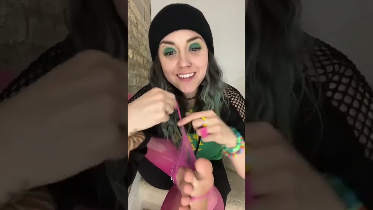 Ripping My Nylons and Watching Adventure Time (Tiktok Live replay)
