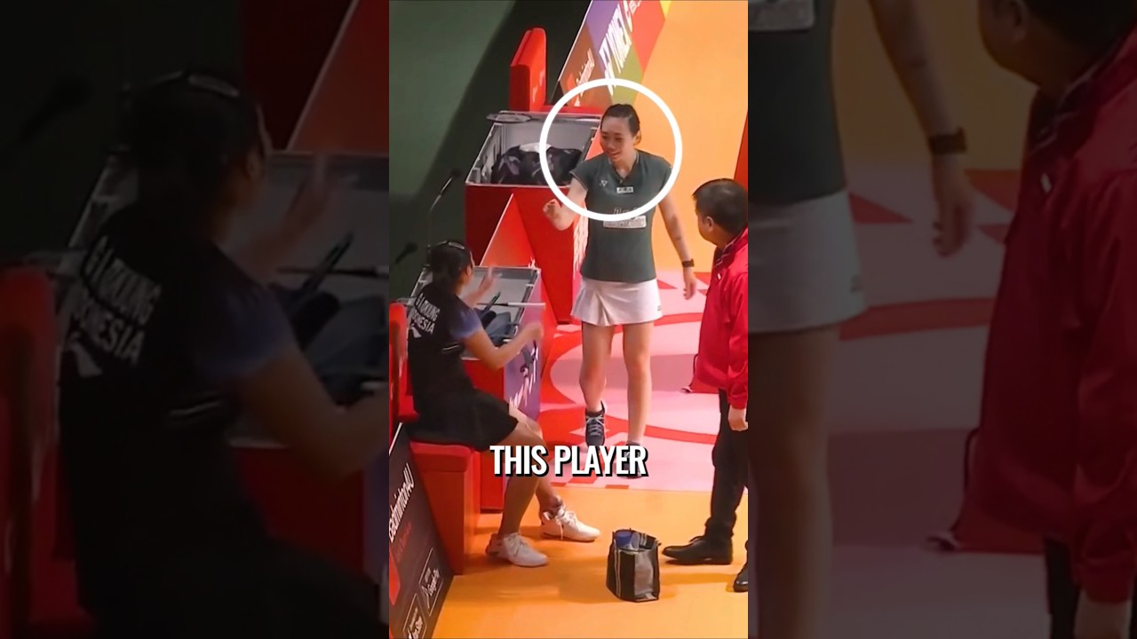 Her Small Gesture Won Everyone&rsquo;s Applause.