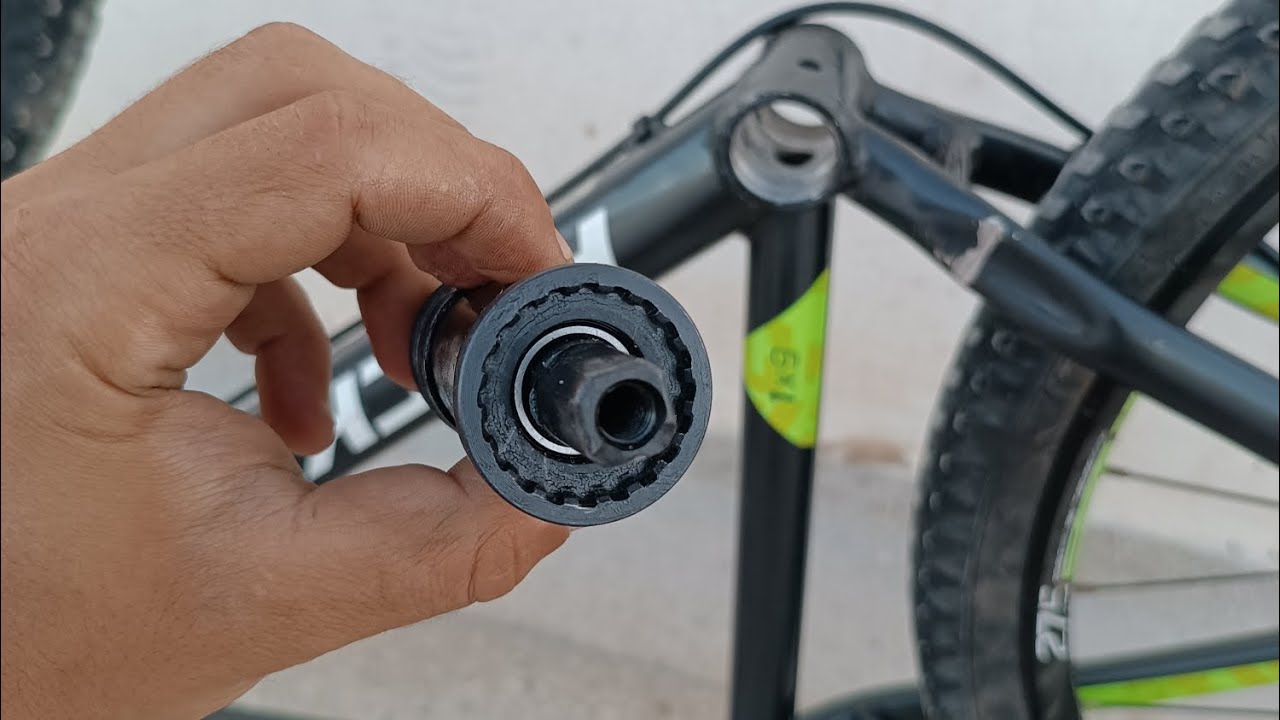 كيفية تركيب وتشحيم قلب بدال بطريقة احترافية دراجة الهوائية démonter un boitier de pédalier vtt ST530