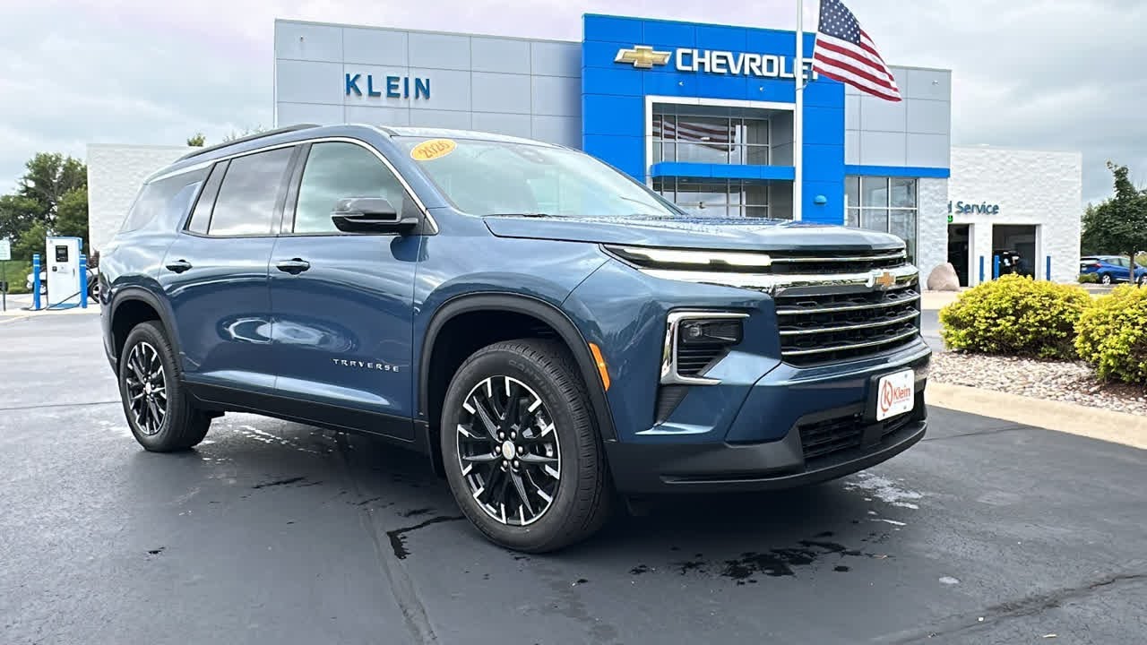 2026 Chevrolet Traverse LT Clintonville, Shawano, New London, Appleton, Green Bay WI