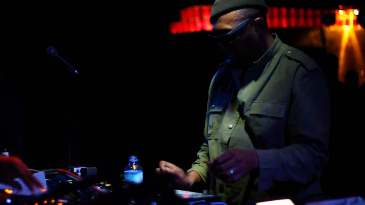 Antipop Consortium in Paris