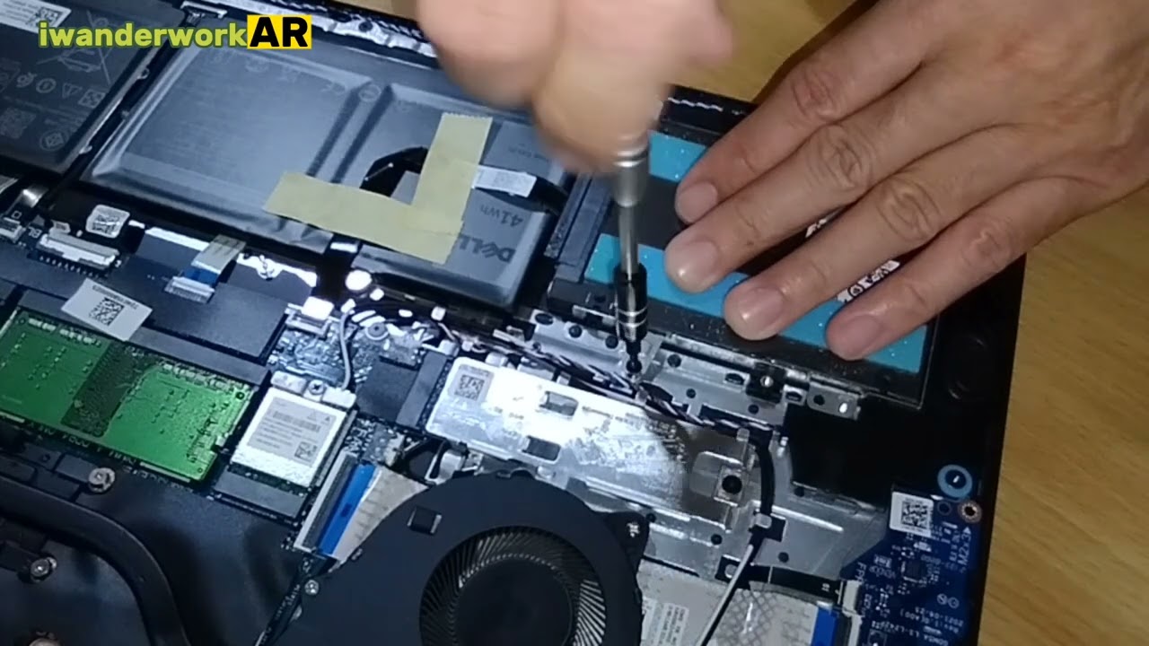 Add storage on a laptop | SSD | How to