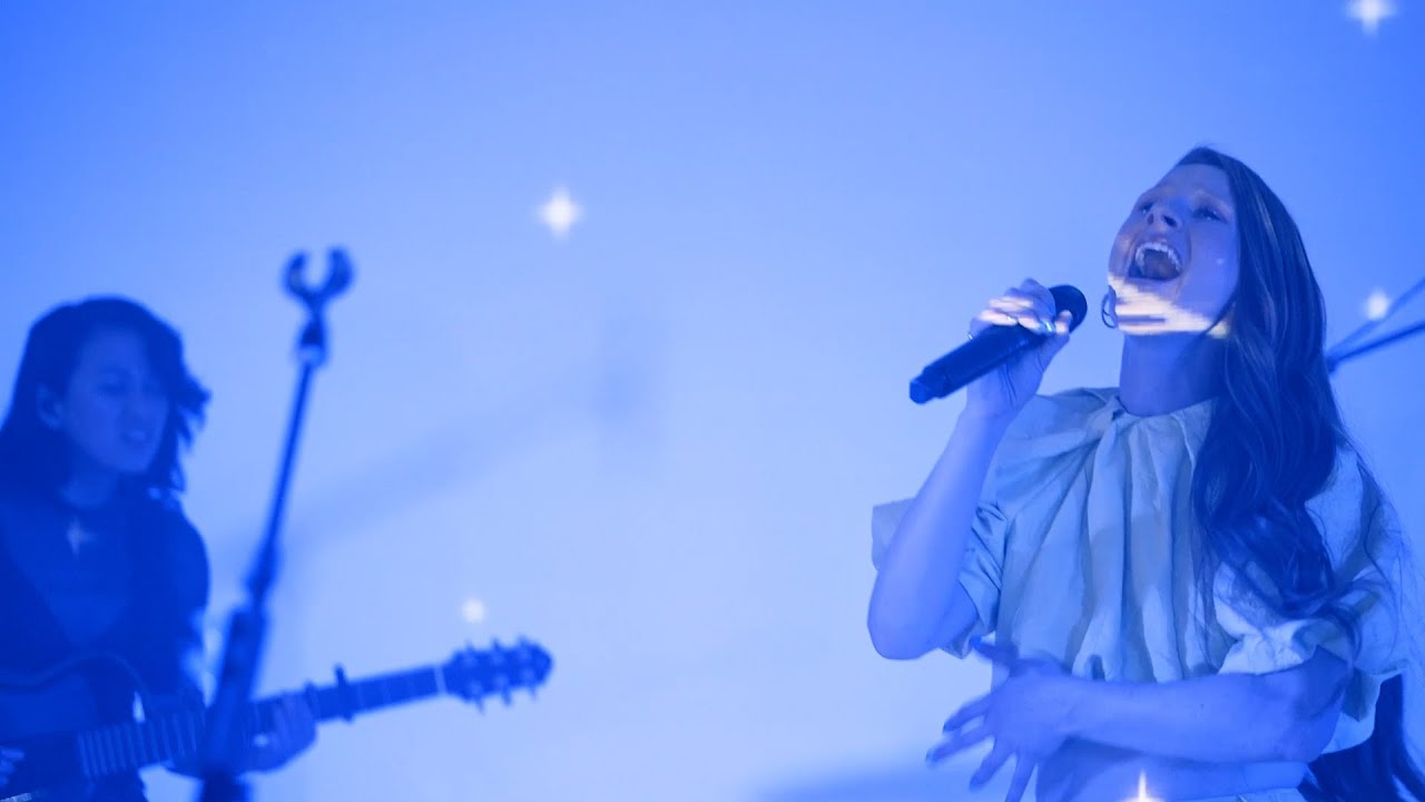 Vera Blue - Settle (Live)