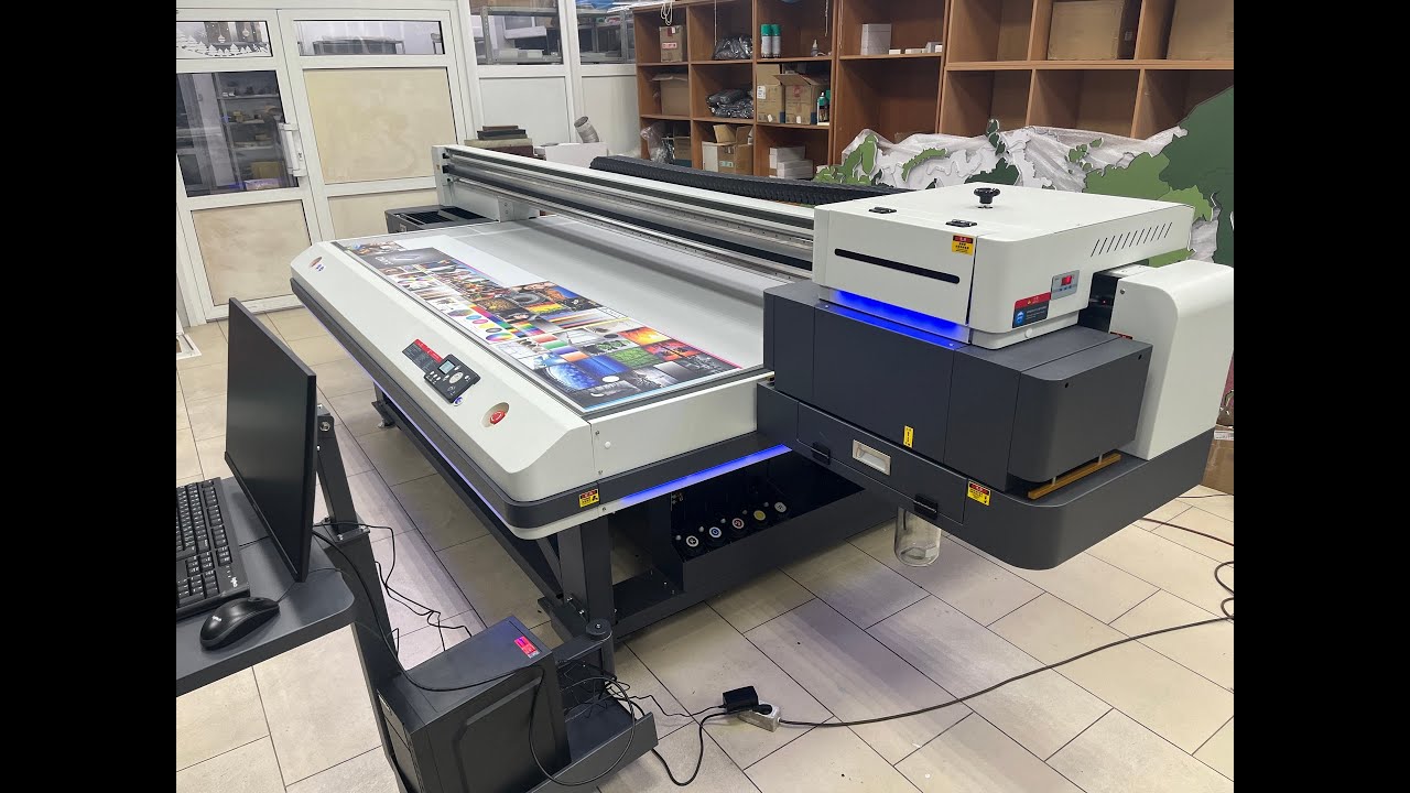 Широкоформатный УФ принтер FS-2513uv с 4мя головкам i3200-u1