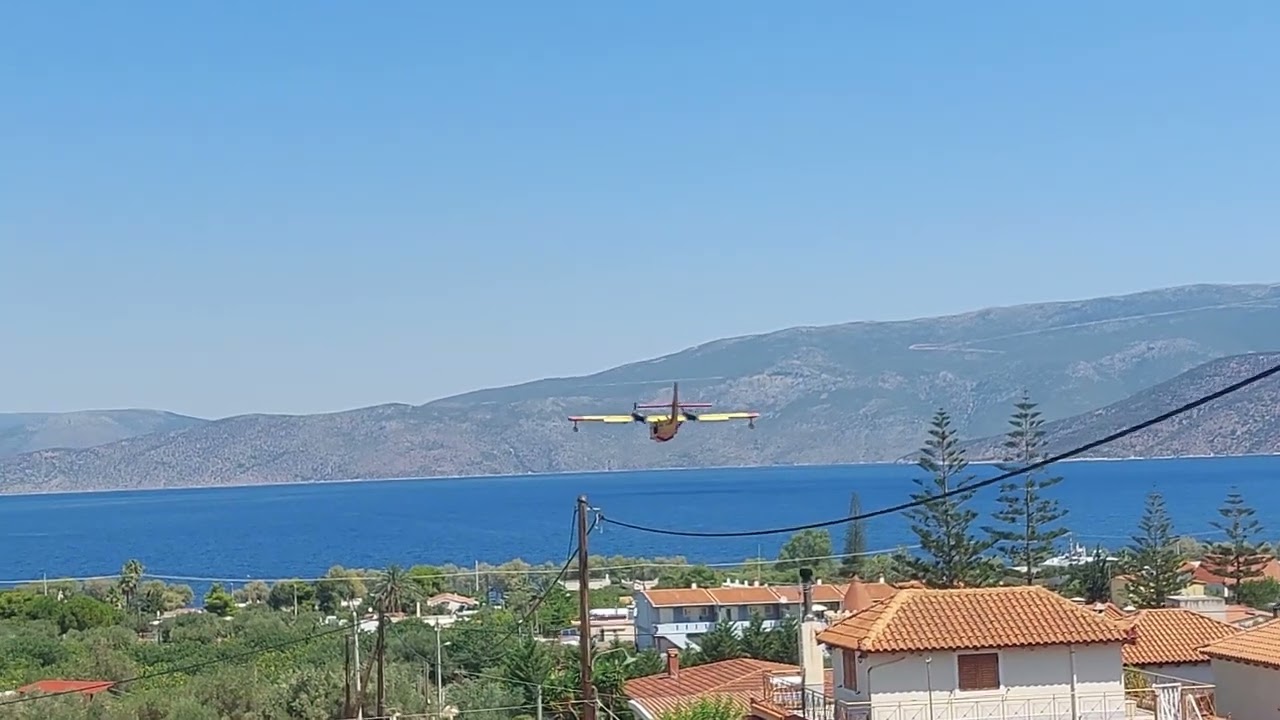 CL-215 Alepochori,Greece.