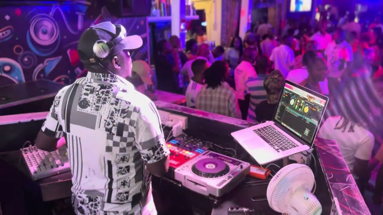 THE MAGICAL MOMENTS AT POOL NEST KIREKA DJ MAGICAL KAY 