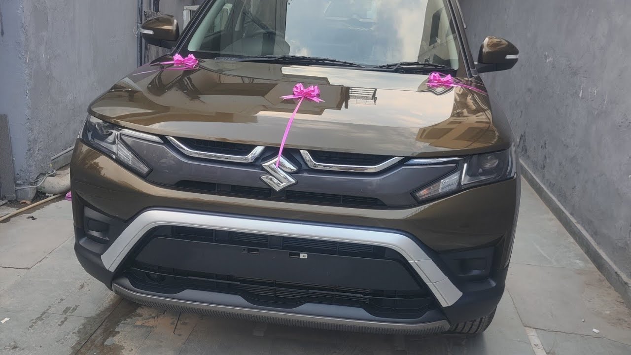 brezza vxi 2022.grey brave khaki colour first look