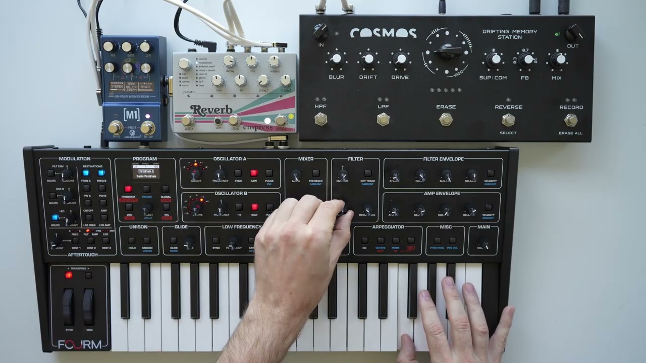 Sequential Fourm | Ambient synth performance