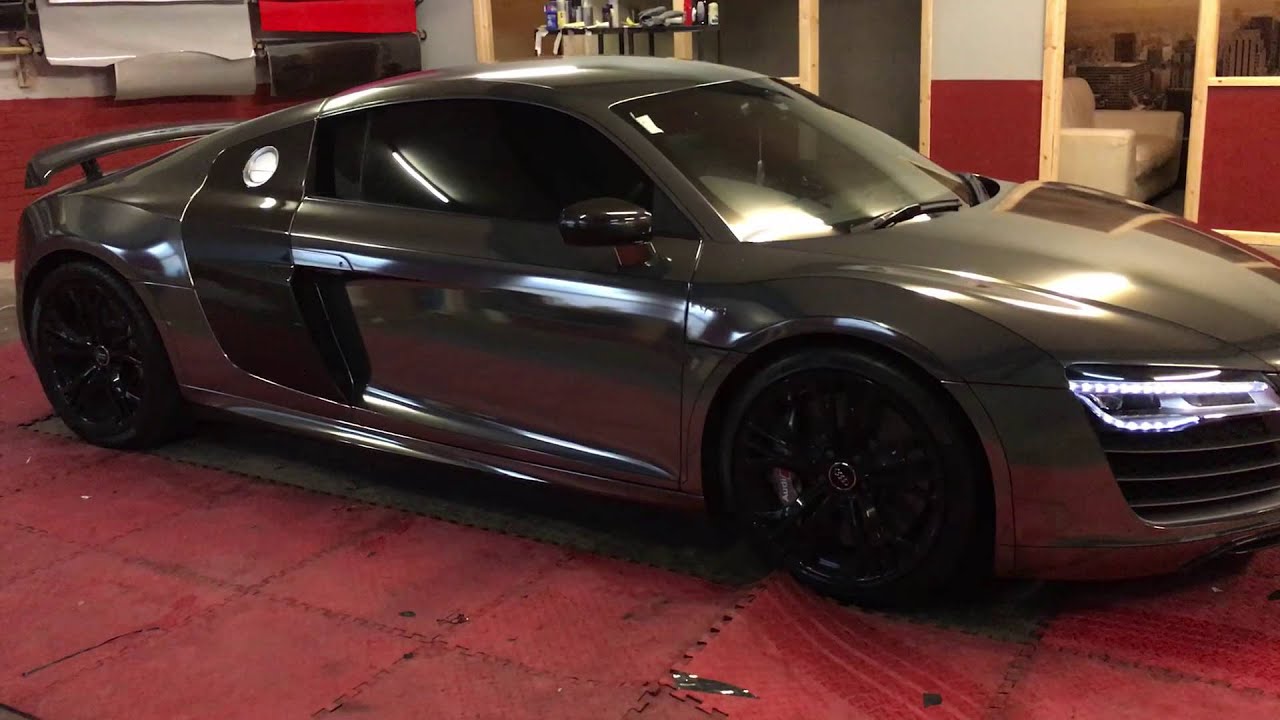 Audi R8 Chrome Black Wrap 360
