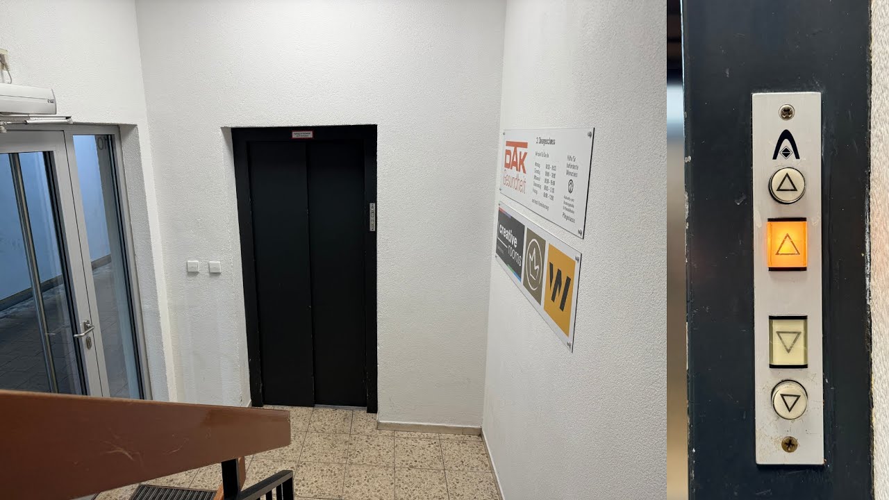 Originaler R. Stahl Aufzug (Ludwigsburg) Seestraße 10