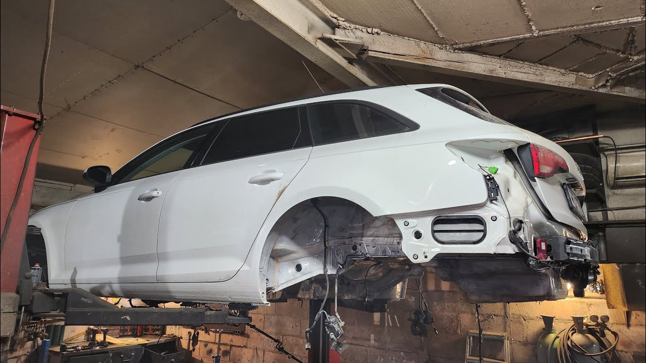 KĀ RŪSĒ JAUNIE AUDI A4