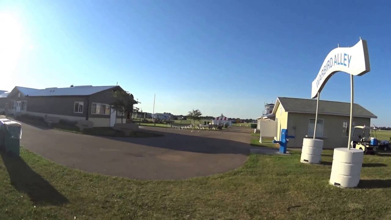 #OSH16 Friday (pre-show) evening flight line bike loop (unedited)