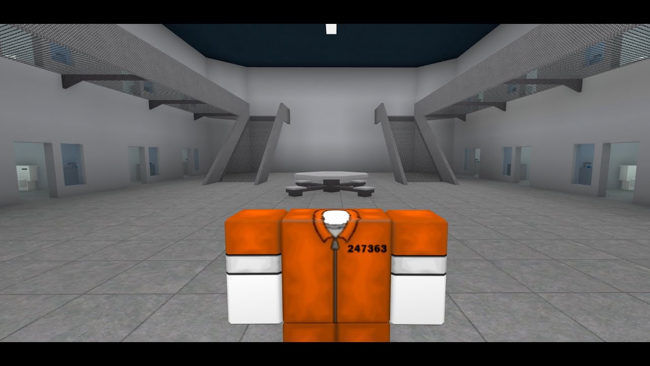 Prison Life PRISONER GAMEPLAY!