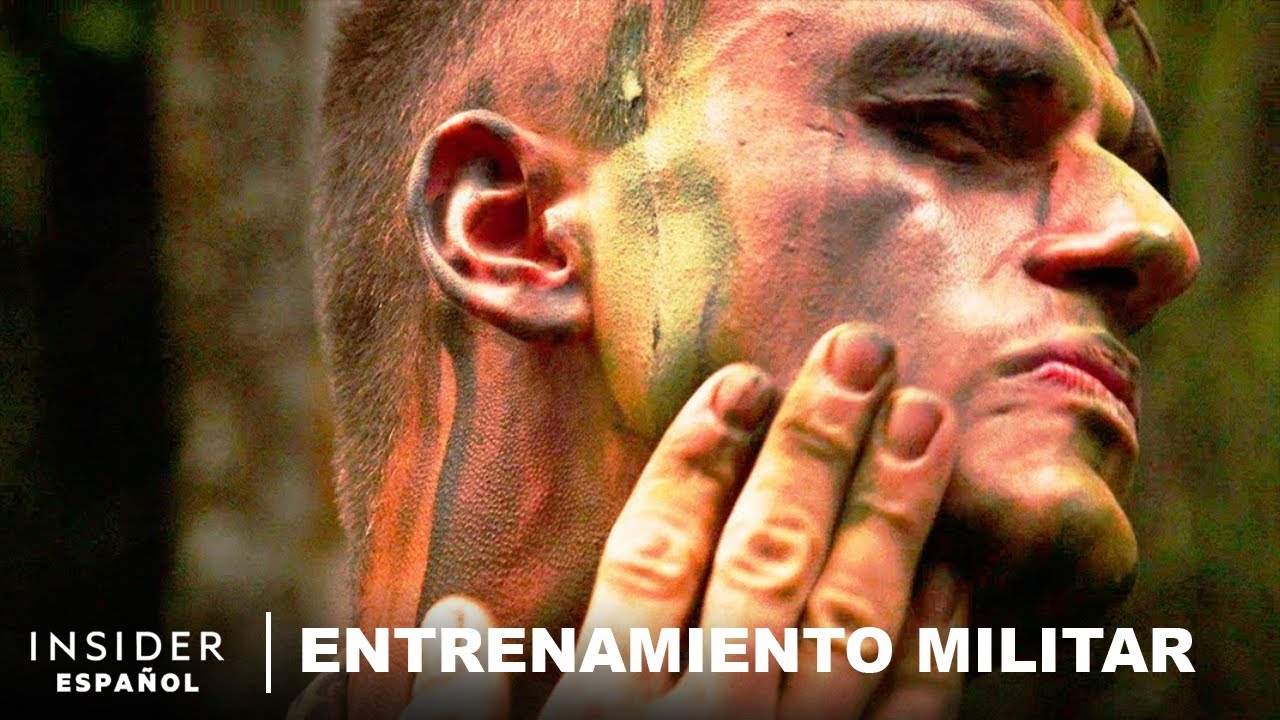 Soldados del ejército de EE.UU. revelan técnicas de camuflaje en la selva | Entrenamiento militar