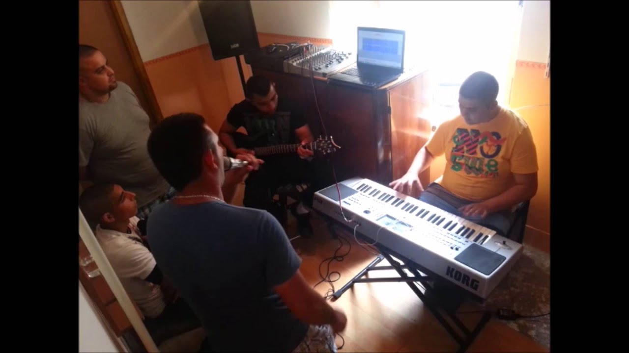 Pécsi Bogdán Tesók, Peti & Jani 2014 ÉLŐ - Elmegyek én mulatni, Rázzad a testedet ....