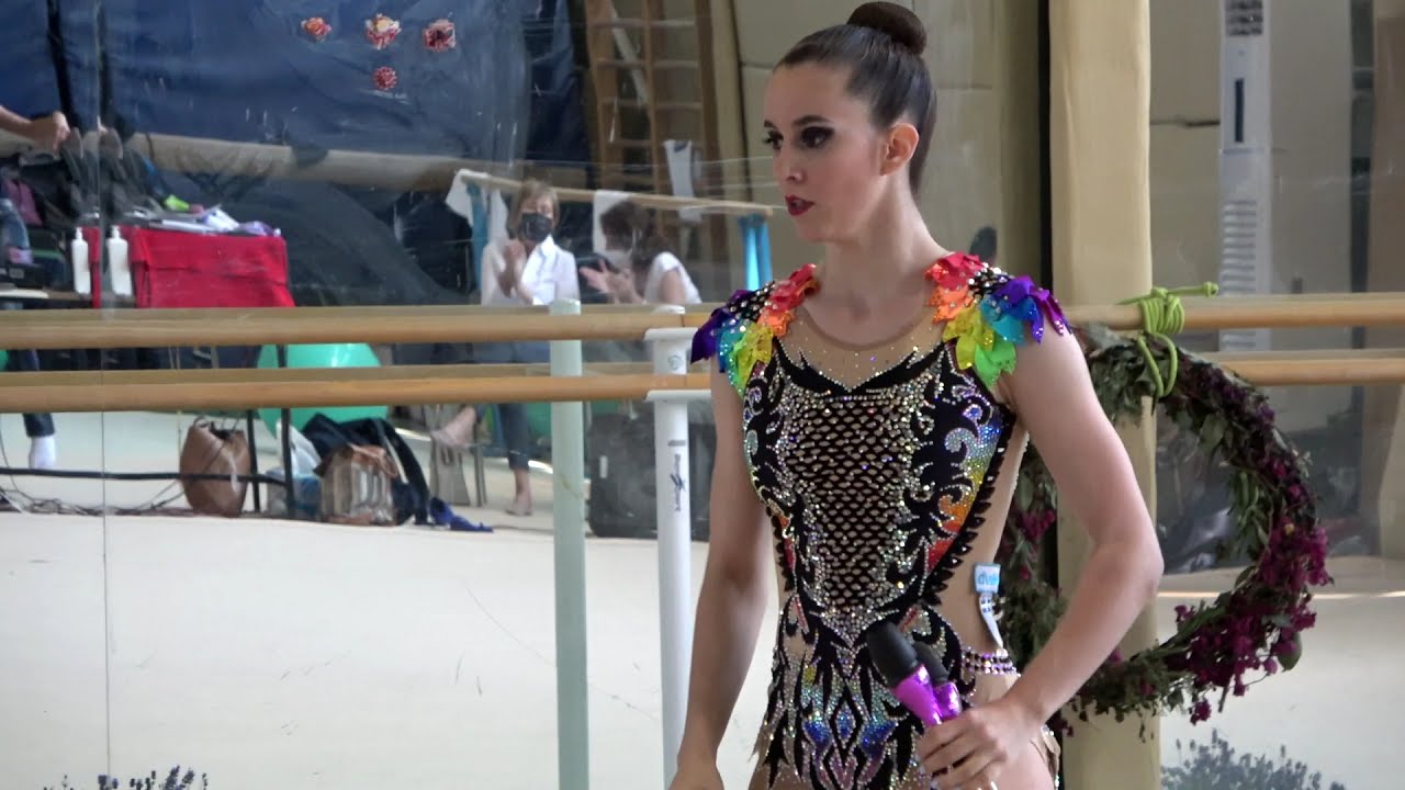 &Rho;&Upsilon;&Theta;&Mu;&Iota;&Kappa;&Eta;: &Epsilon;&lambda;έ&nu;&eta; &Kappa;&epsilon;&lambda;&alpha;ϊ&delta;ί&tau;&eta; (&kappa;&omicron;&rho;ύ&nu;&epsilon;&sigmaf;), &tau;&epsilon;&sigma;&tau; &epsilon;&nu;ό&psi;&epsilon;&iota; &epsilon;&upsilon;&rho;&omega;&pi;&alpha;ϊ&kappa;&omicron;ύ &pi;&rho;&omega;&tau;&alpha;&theta;&lambda;ή&mu;&alpha;&tau;&omicron;&sigmaf; &Beta;ά&rho;&nu;&alpha;&sigmaf;