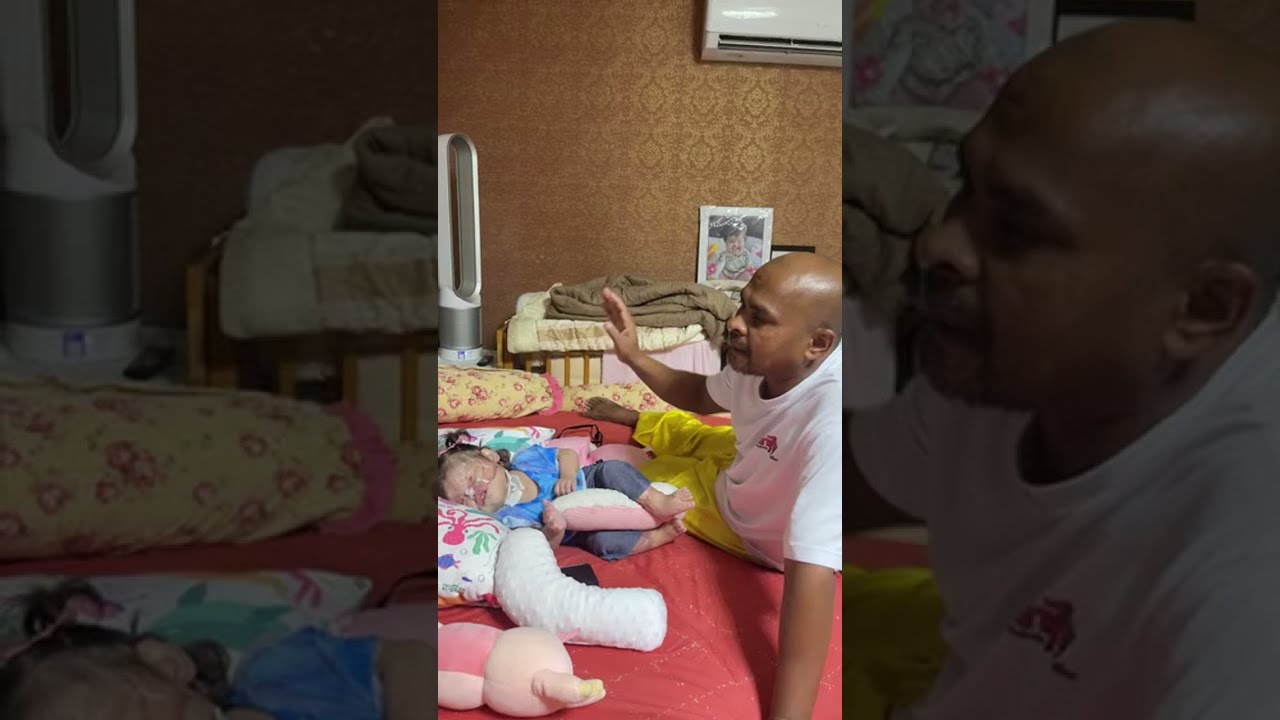 พ่อส่งลูกไปโรงพยาบาล