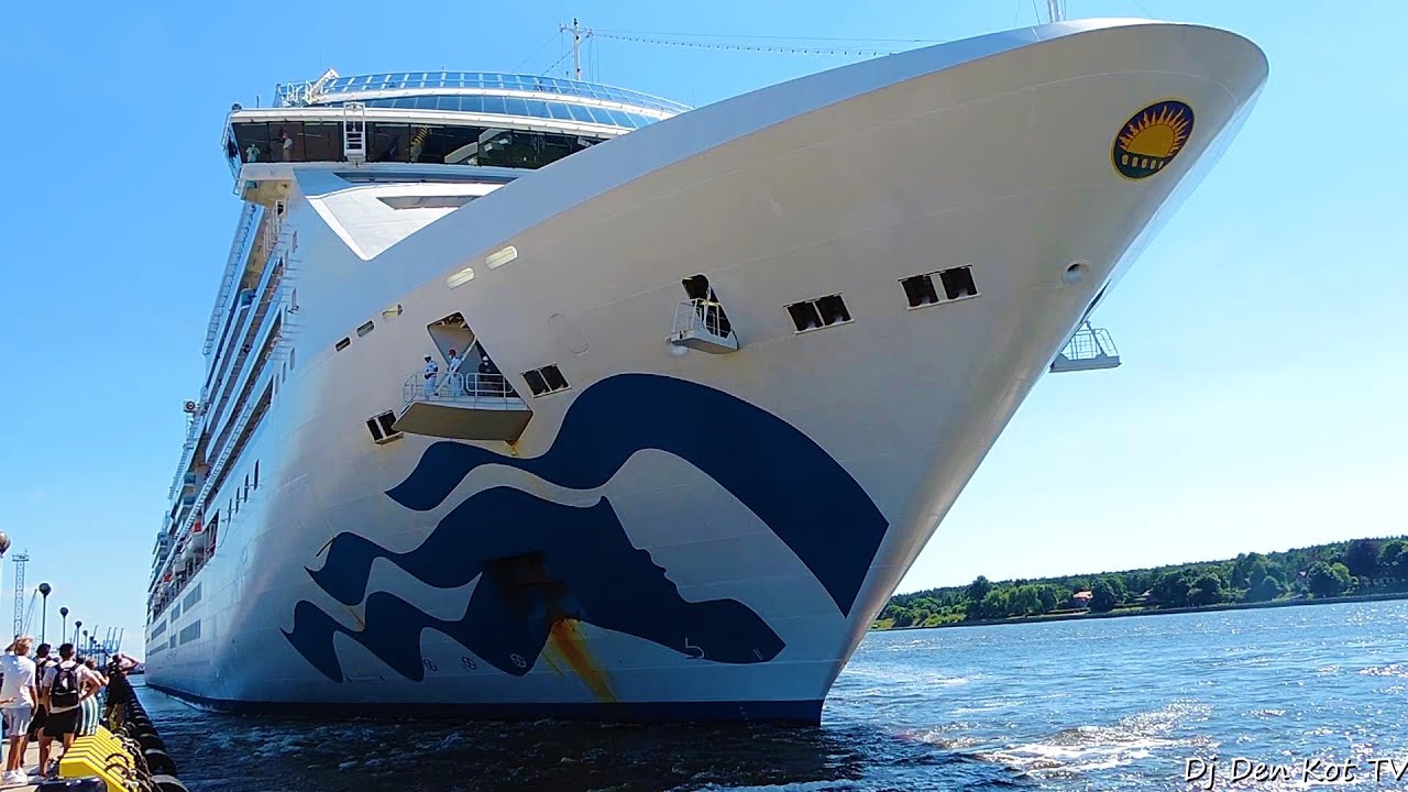 Island Princess cruise ship leaving Klaipeda port