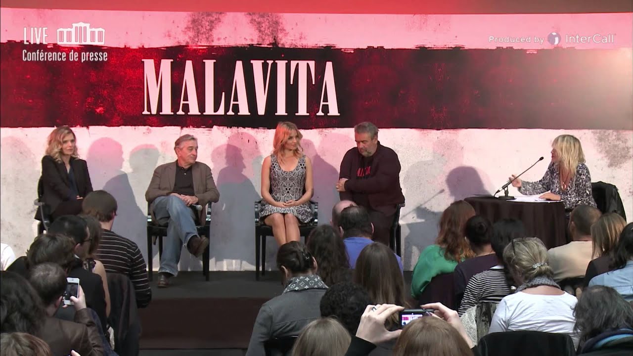 MALAVITA la conférence de presse - Robert De Niro, Michelle Pfeiffer, Dianna Agron et Luc Besson