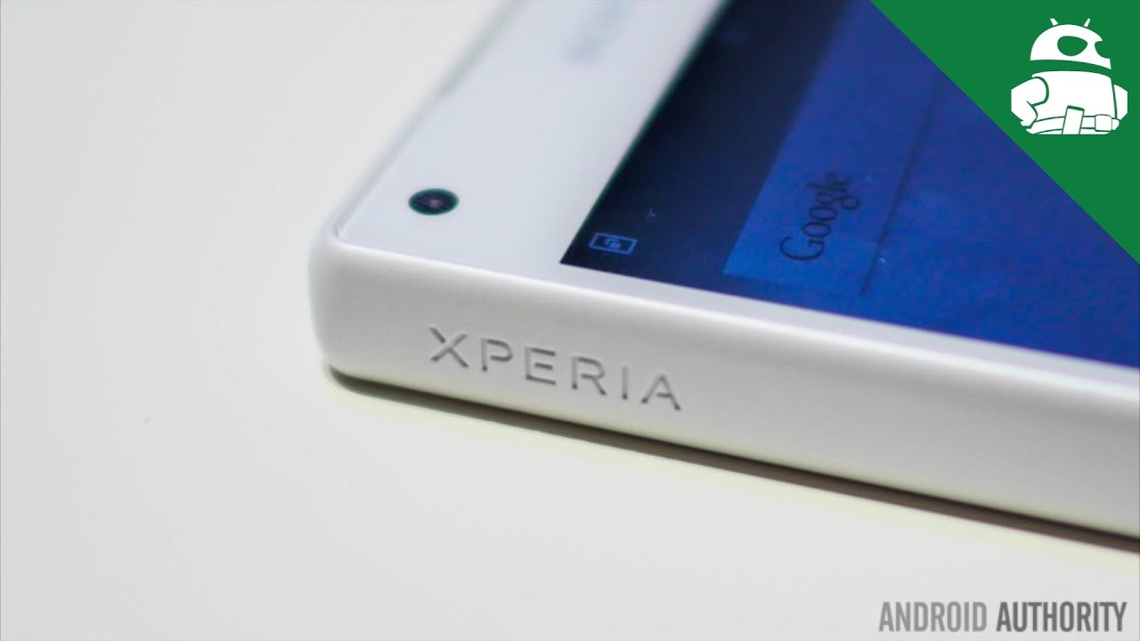 Should OEMs put more priority on smaller smartphones?