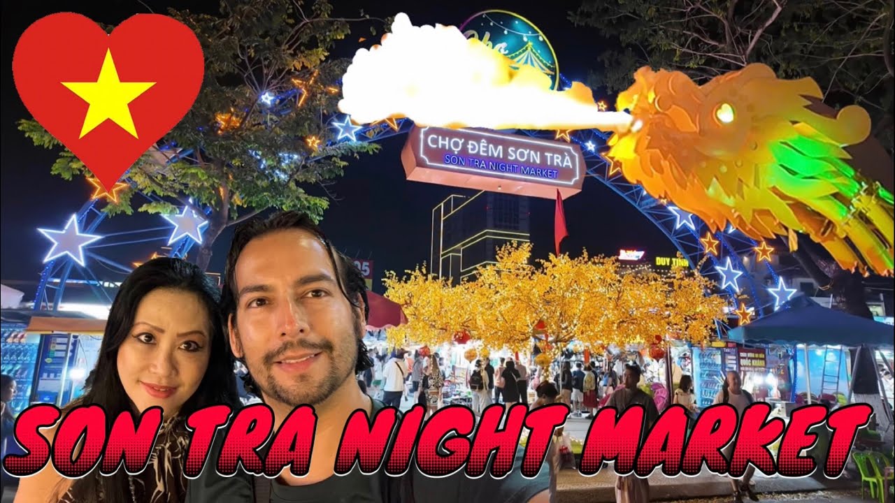 SON TRA NIGHT MARKET, VIETNAM 