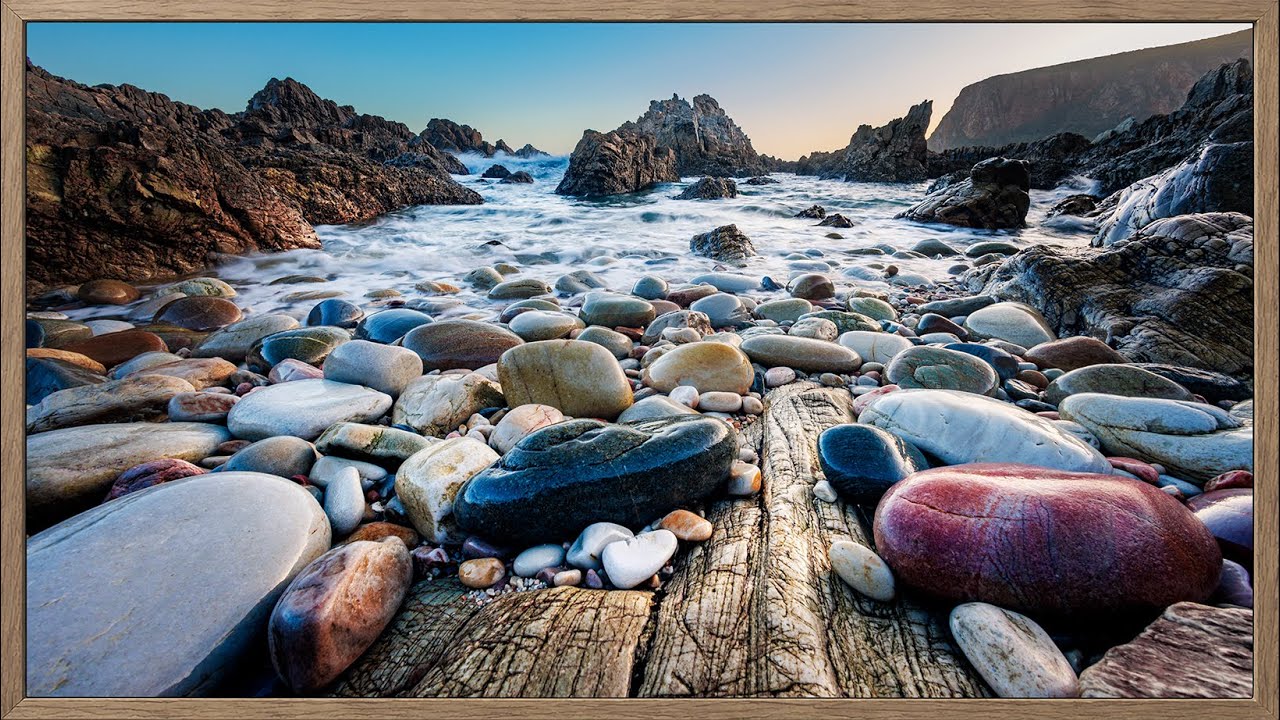 Pebble Rock Beach Photo | Wood Frame TV Art | 1 Scene - 2 Hrs