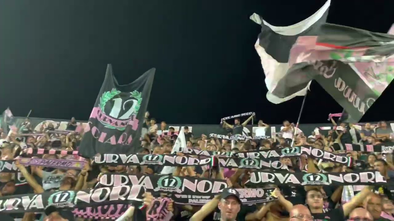 I RAGAZZI DELLA CURVA