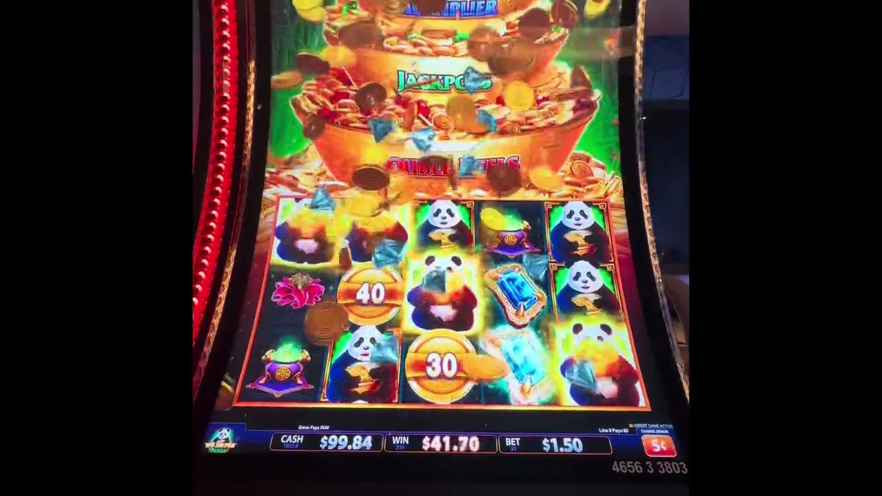 Finally broke my very long losing streak! It all started with a $200 budget!  #slots #casino 