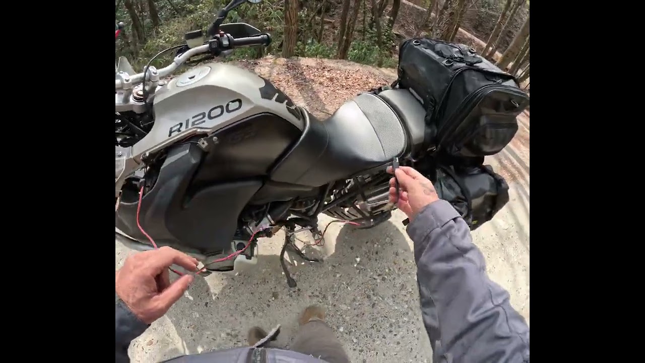 2009 BMW R1200GS adventure No start, fuel pump relay/controller bypass.
