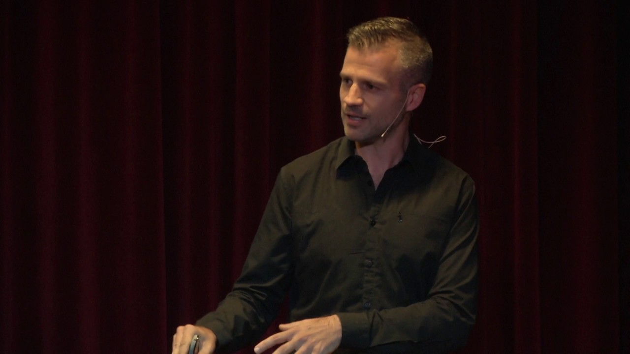 Éxito y fracaso, ¿Dos caras de una misma moneda? | Diego Pasjalidis | TEDxUADE