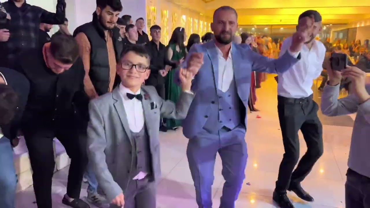 MEHMET KÖSE  baba oğul salonu yıktı ANKARADA ARAS AİLESİNİN GÖRKEMLİ SÜNNET TÖRENİ İRT:05389556410