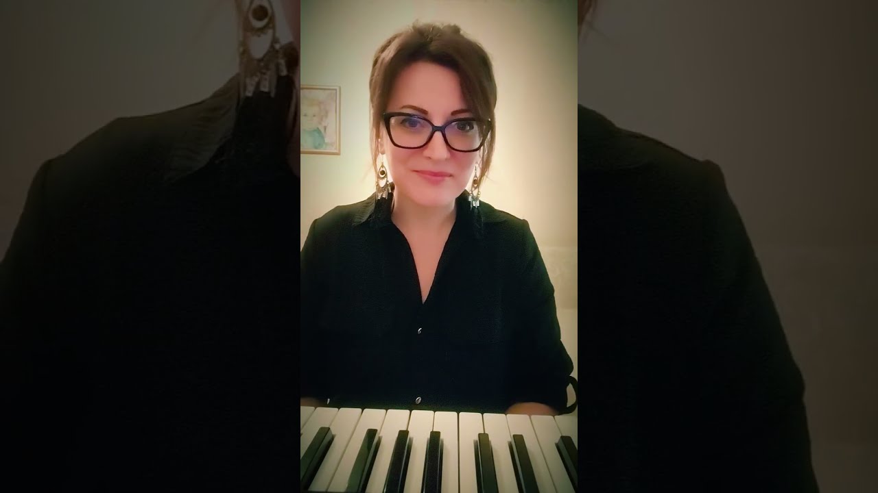 Поздрав с една стара, но красива песен 