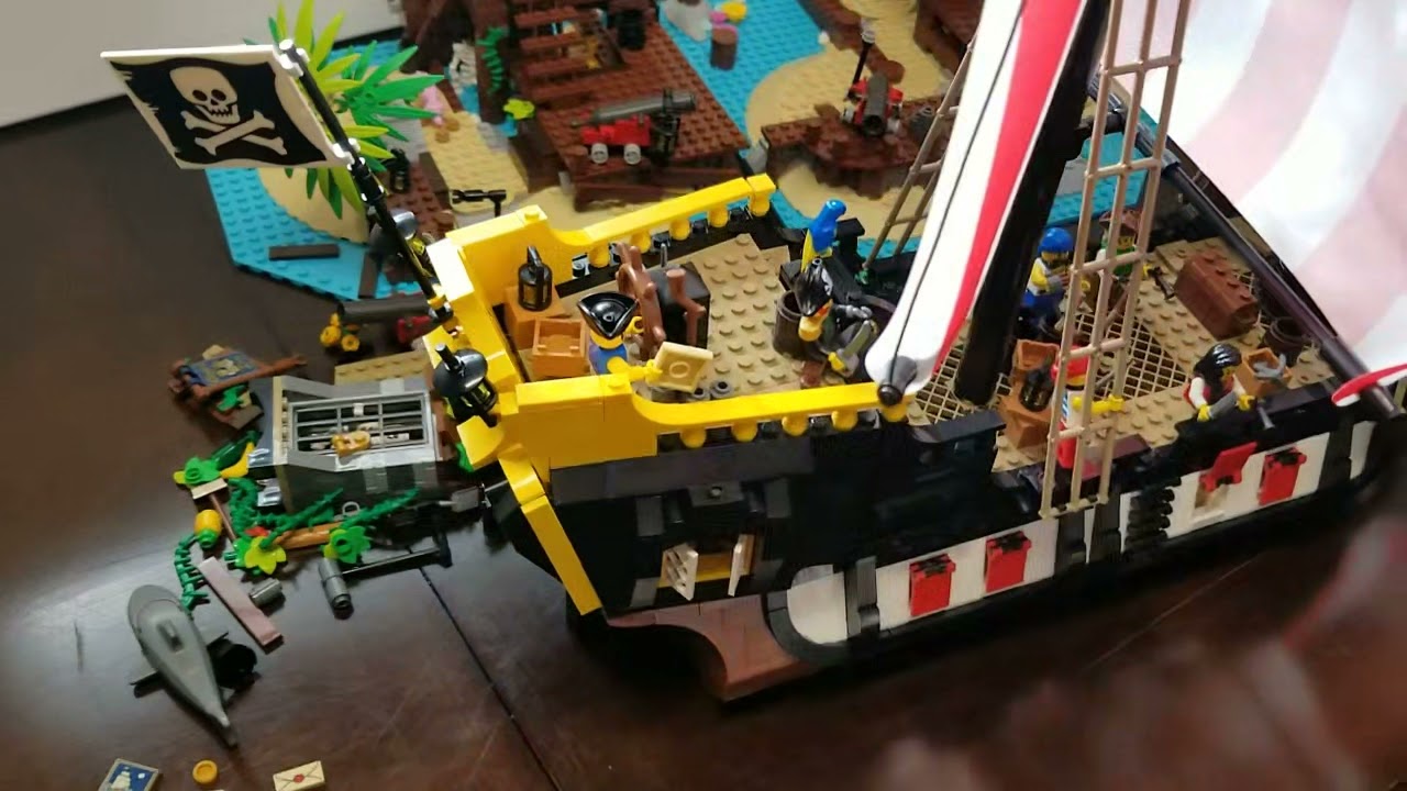 Lego Ideas set 21322: Pirates of Barracuda Bay review part 2, da boat