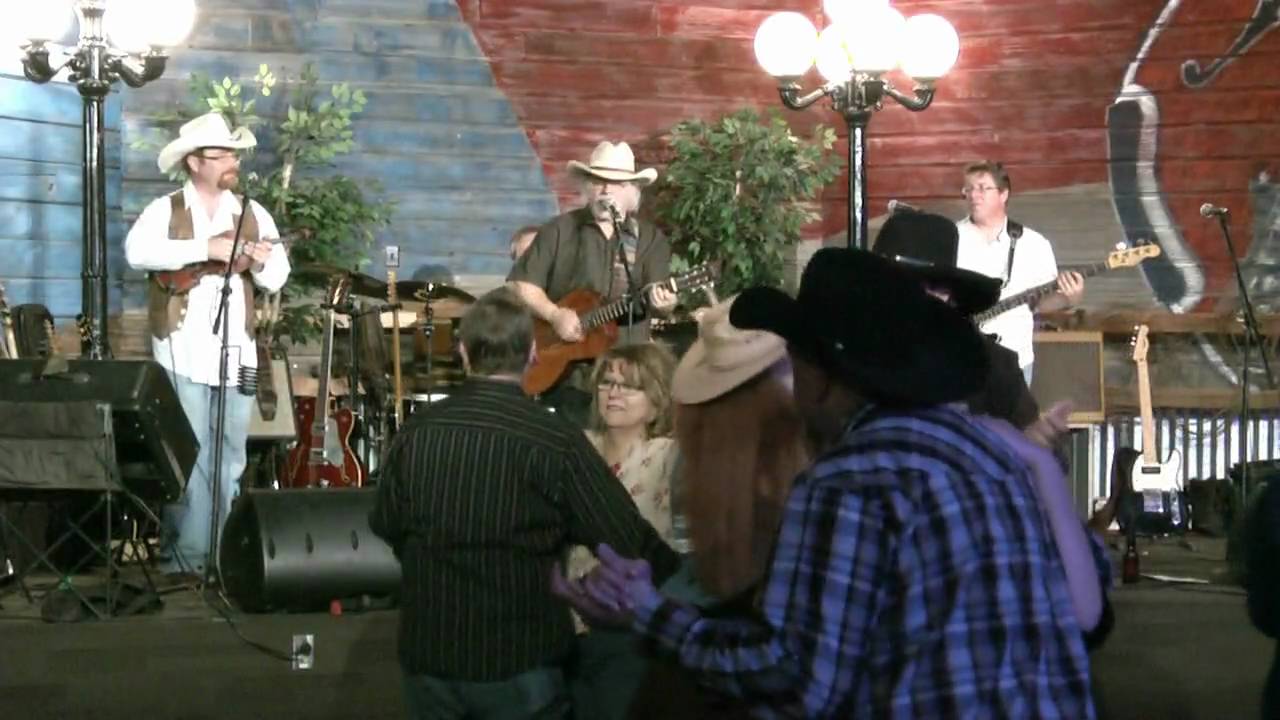 Tommy Alverson - Una Mas Cerveza