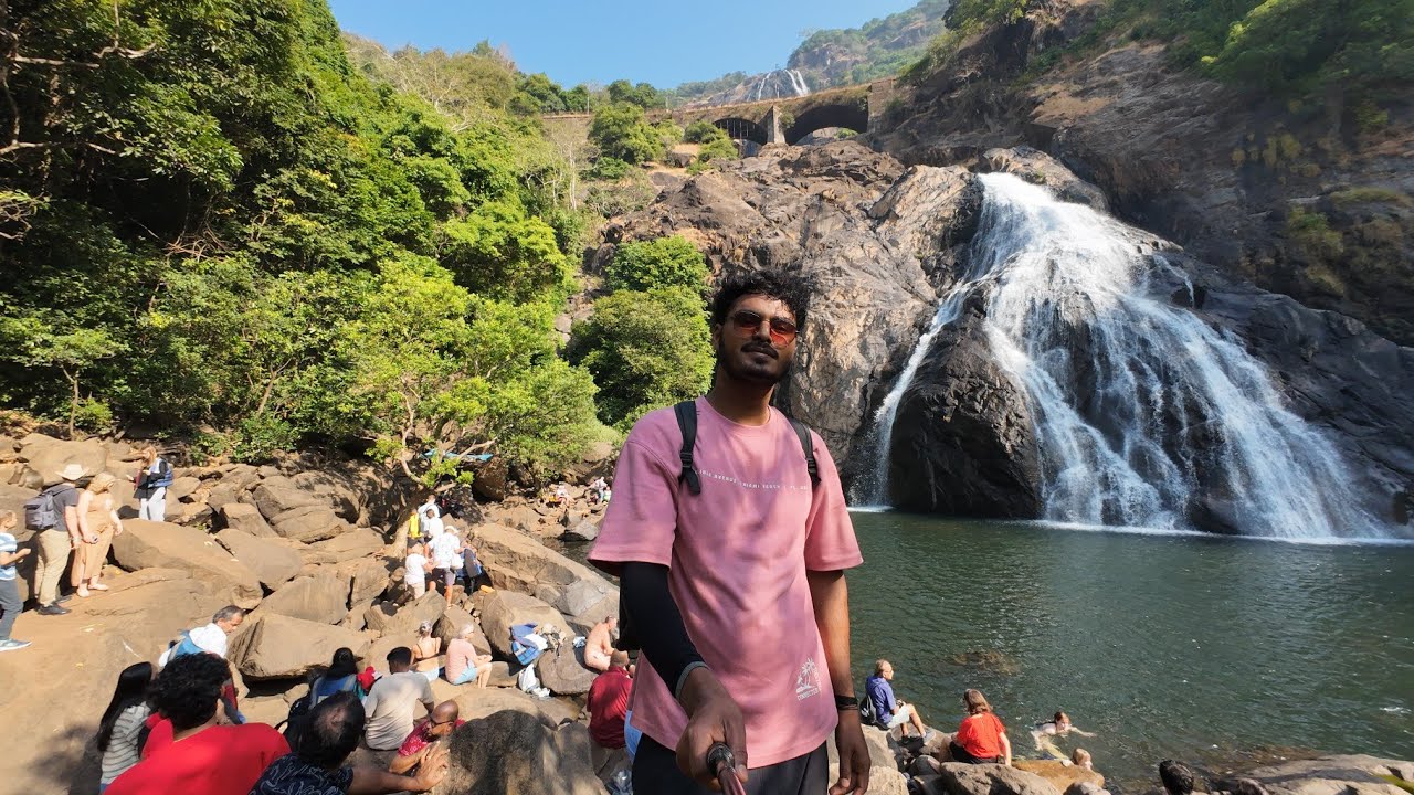 Goa ka chhupa Hua khajana 💰 I visit to famous waterfall in Goa visit to Dudhsagar waterfall amazing