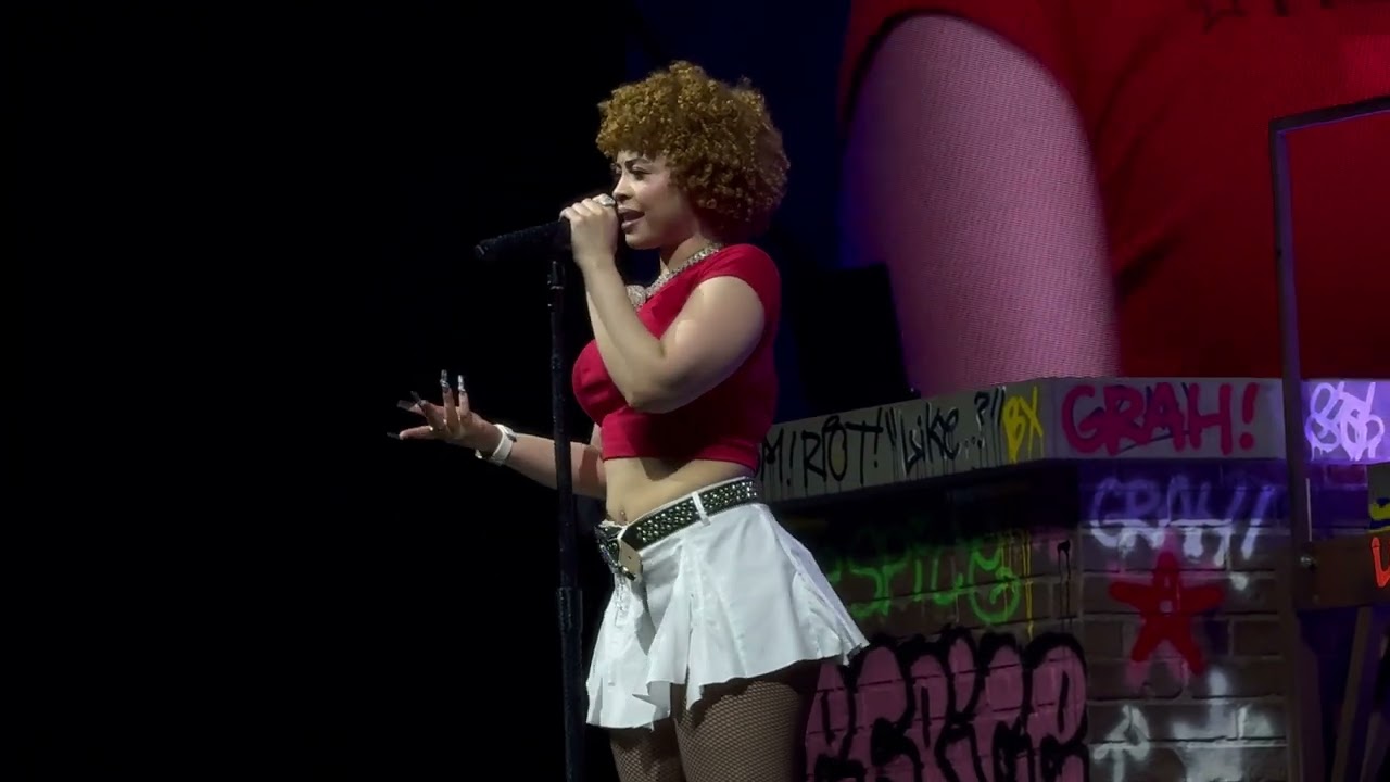 Ice Spice (Scarlet Tour - Minneapolis 2023-12-07)