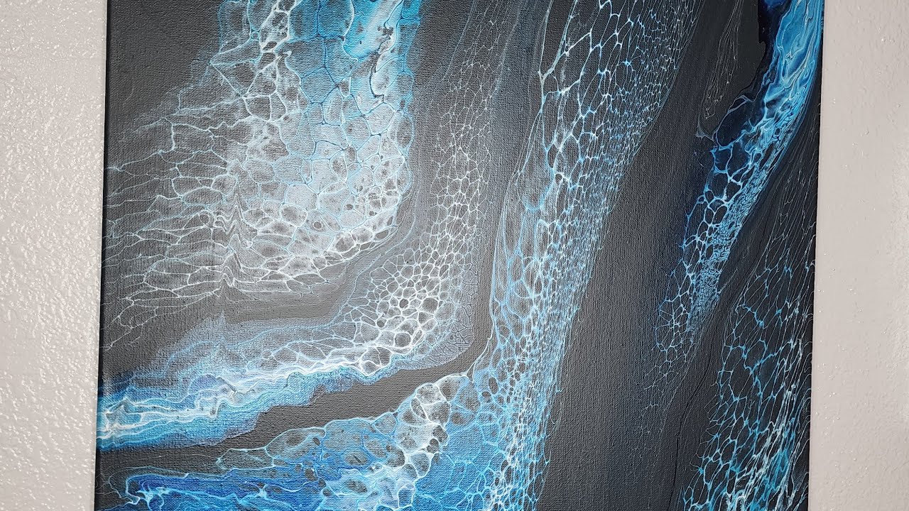 Deep Ocean Vibes! Stunning blues on a deep gray base. 