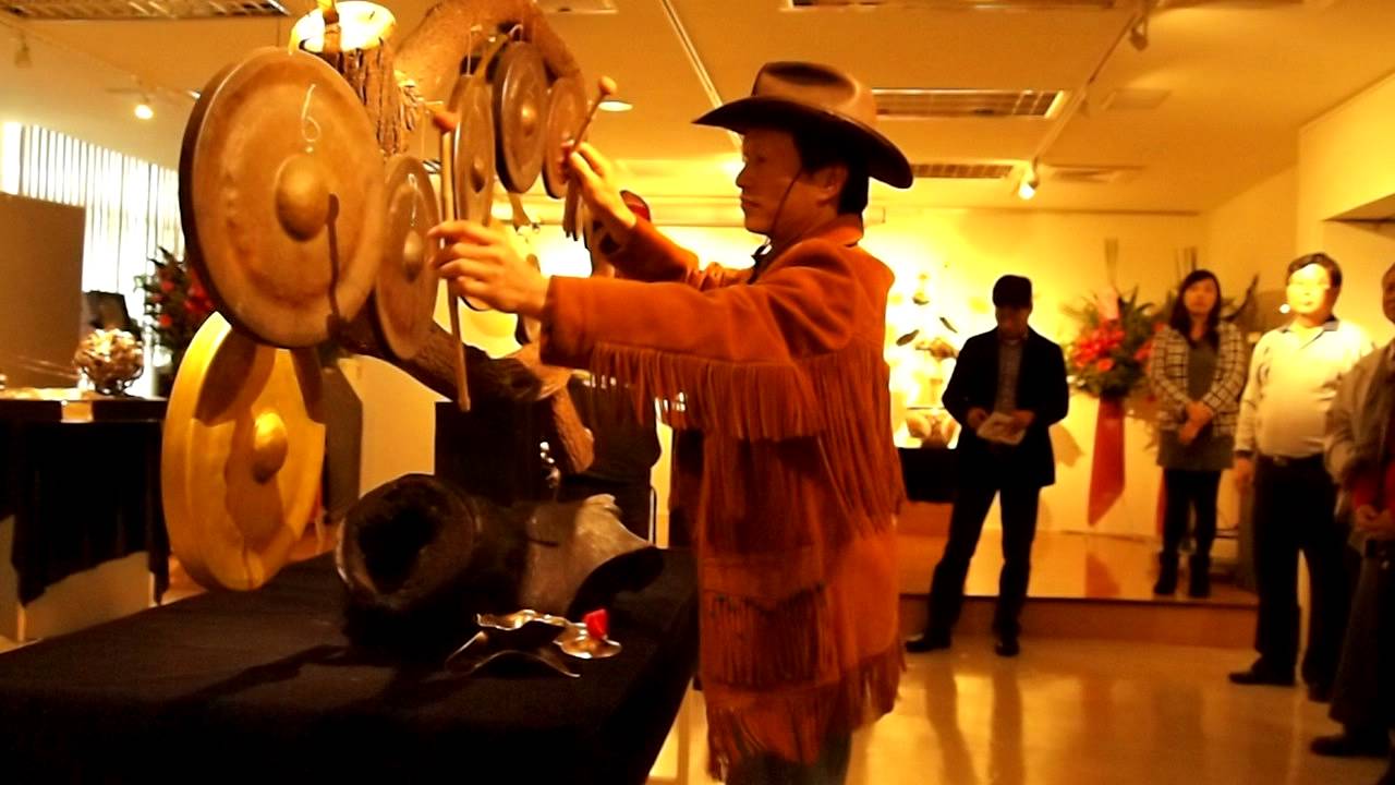 吳宗霖音階鑼演奏龍的傳人.AVI