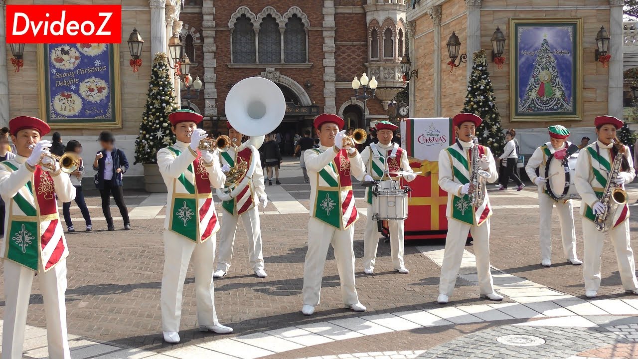 [ディズニーシー] クリスマスソングを演奏するマリタイムバンド