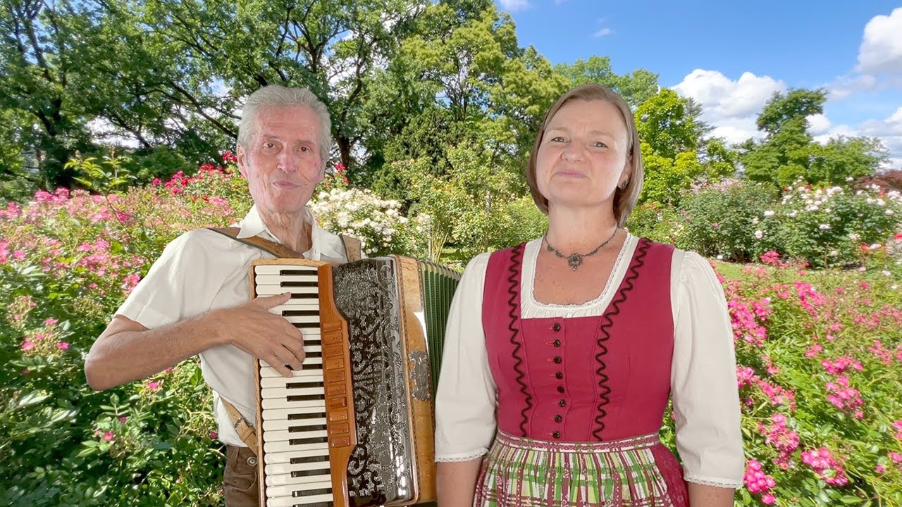 Wenn in Tirol die roten Rosen blühen von Rita und Gottfried am Akkordeon