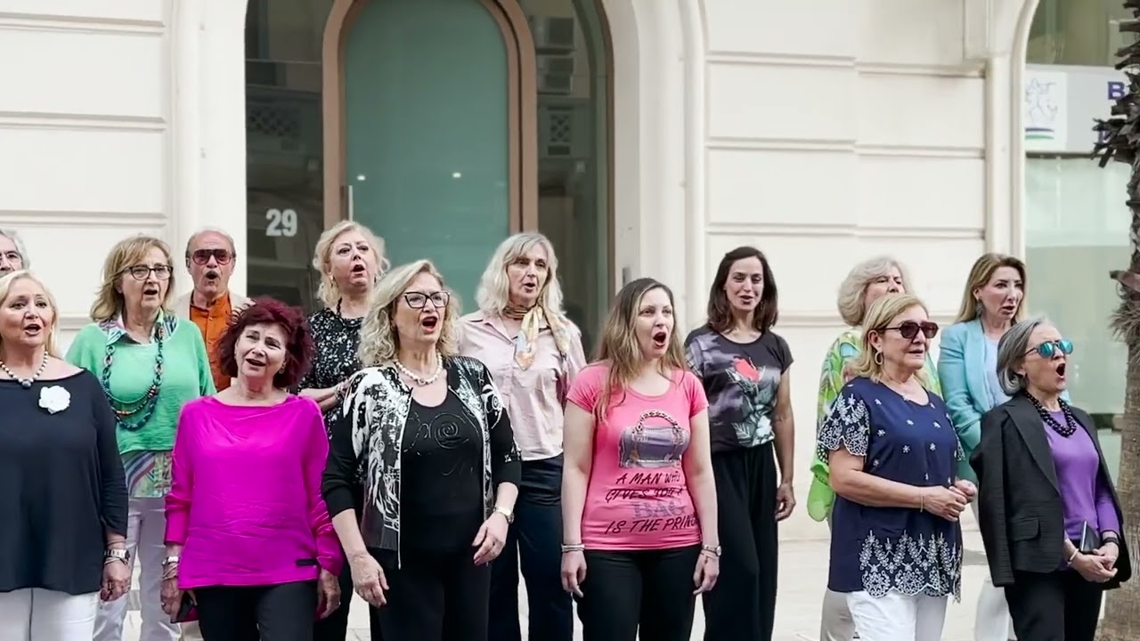 Flash Mob in centro di Taranto sulle note de La Traviata
