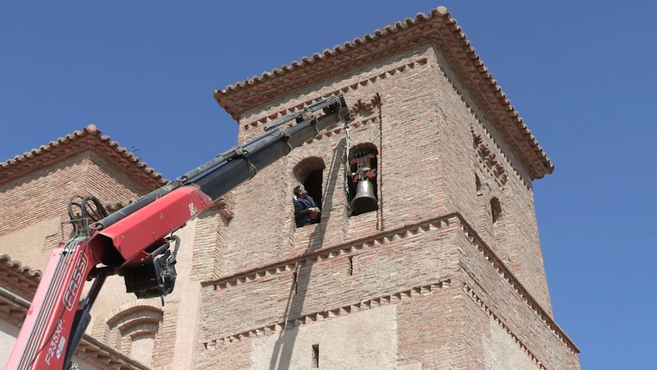 Restauración de las campanas en Valdehorna