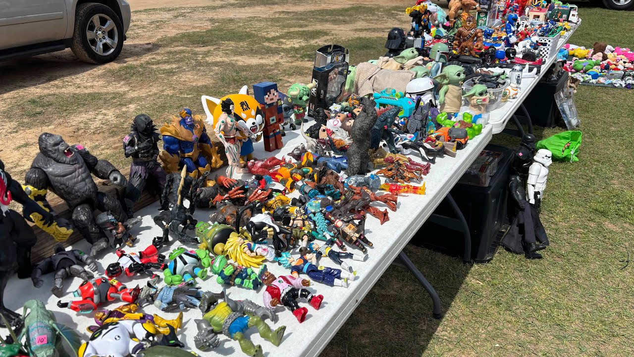 Flea Market Had TOYS!!! 