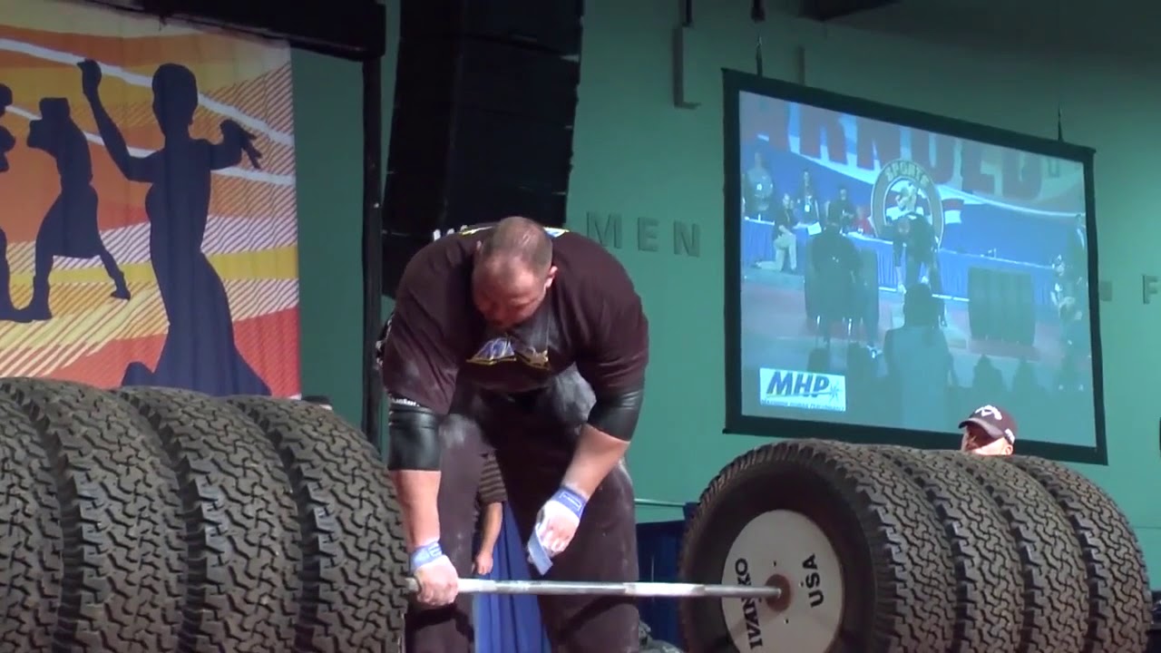 L'homme le plus fort du monde soul&egrave;ve 486 Kg !!!😱😱😱😱