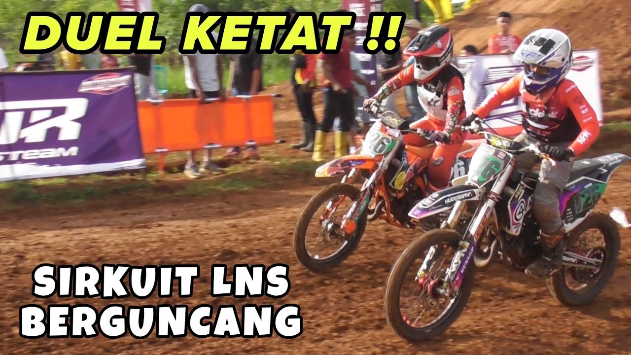Duell ketat pembalap muda di kejuaraan grasstrack Motocross sirkuit LNS Garut